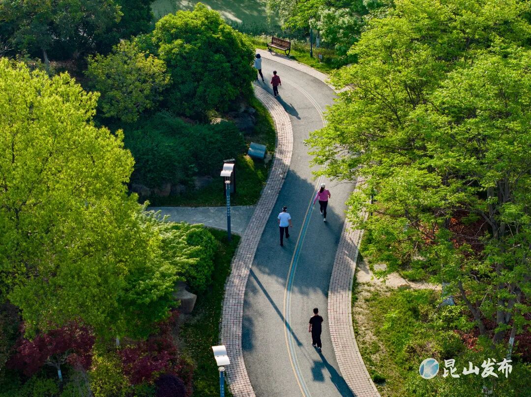 2025��4��18�� Ⱥ��ǧ�� ��԰ ��̬ ǧ�ƹ����乫԰  ��ͨ ��4��18�գ�������ǧ�ƹ����乫԰ͨ���ܲ�����̫���Ƚ�����ʽ�׽���Ȼ�� ���� Ԭ������ (3) (1).jpg