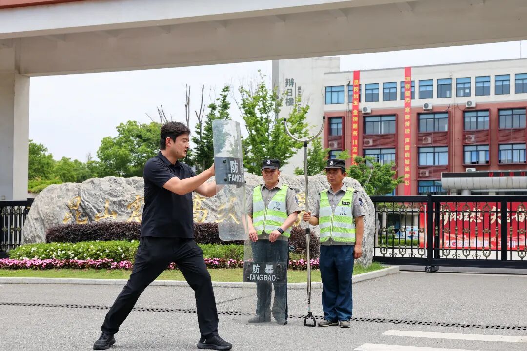 GUO58407.jpg
