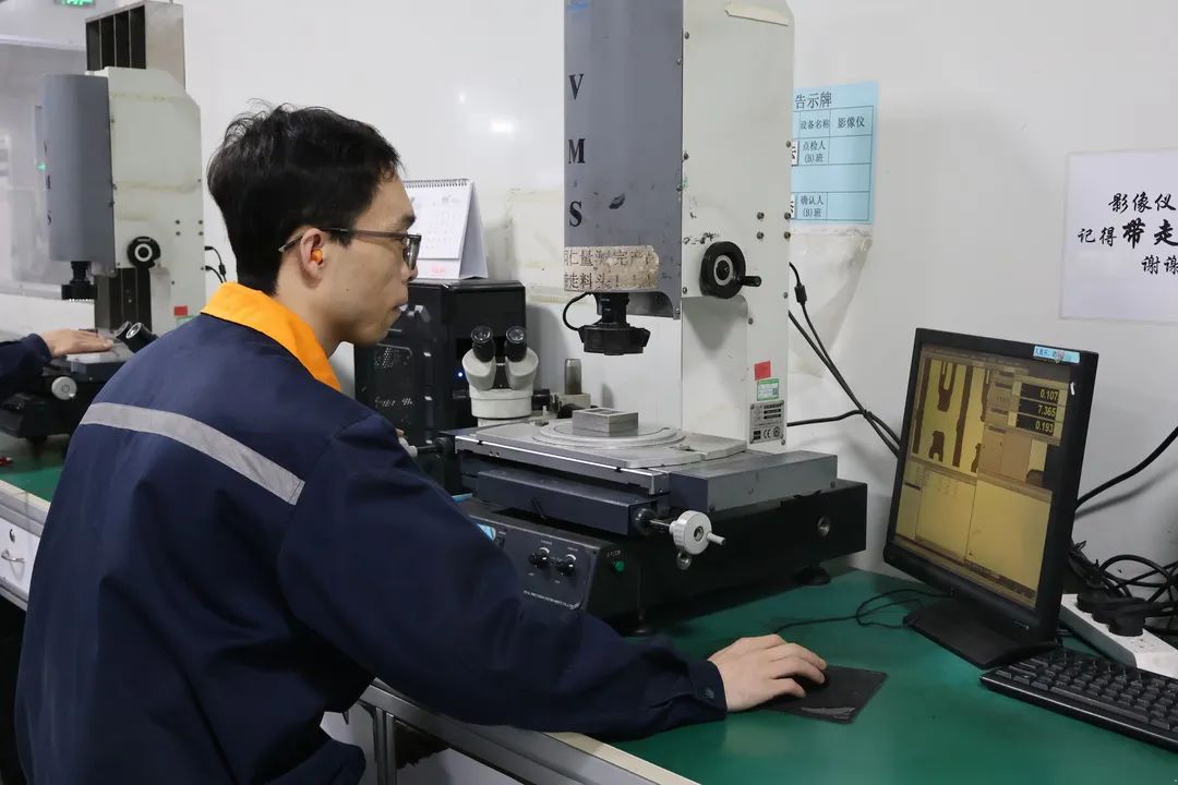 e248ae2772cff674340b73d87640bee5_.jpg 图片