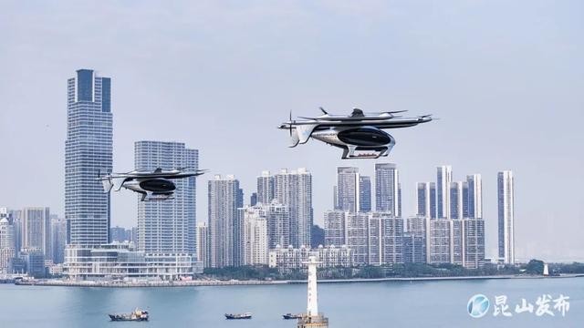 2024年9月13日  (峰飞)2024峰飞eVTOL整机和内饰 深珠飞行.jpg